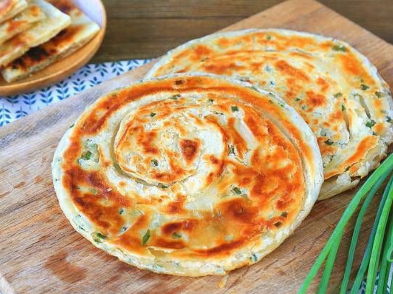 món ăn phải thử khi đến trung quốc - bánh hành chiên 