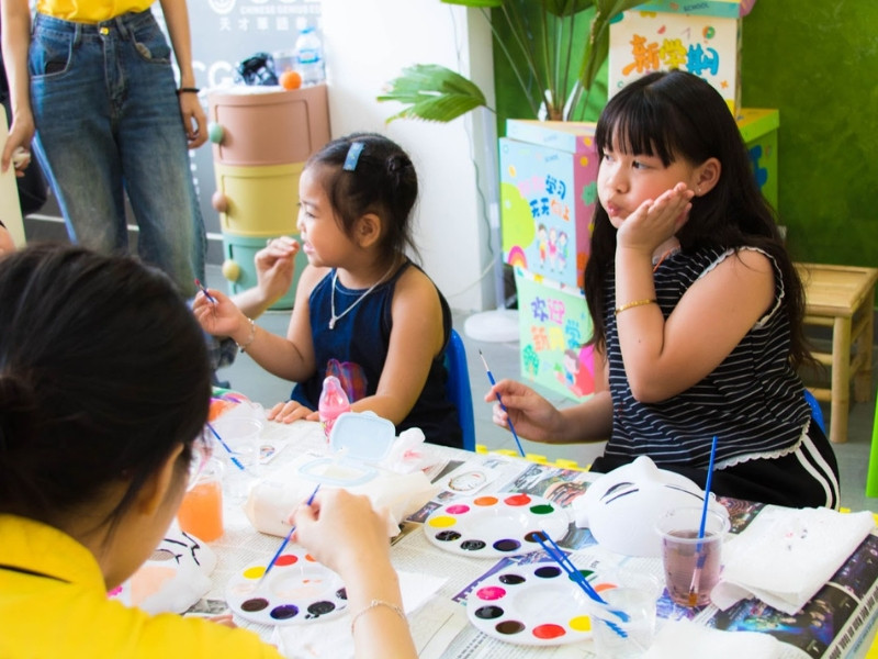 SỰ KIỆN VẼ MẶT NẠ KINH KỊCH TẠI CGE: KHÁM PHÁ NÉT ĐẸP VĂN HÓA TRUYỀN THỐNG TRUNG HOA